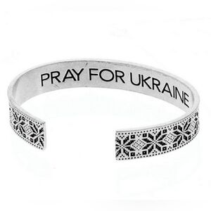 Origins Wendell August Forge Pray for Ukraine pewter cuff bracelet